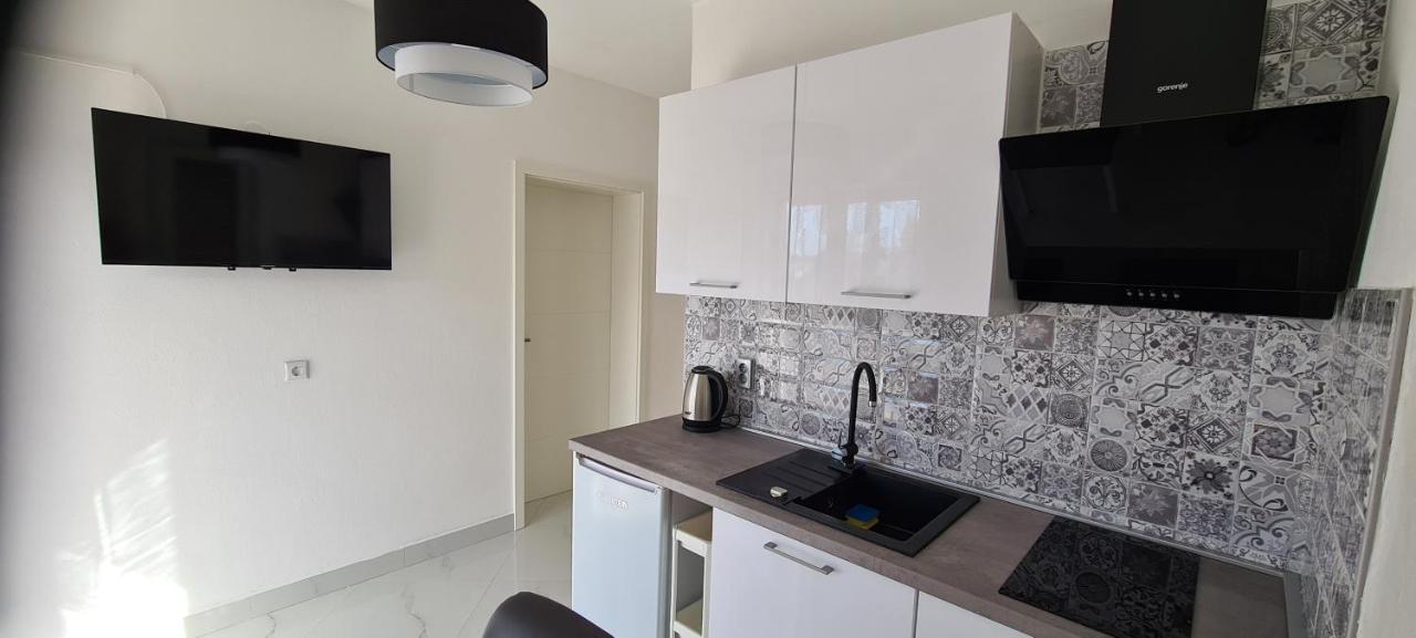 Apartments Orlic Sali Exterior photo