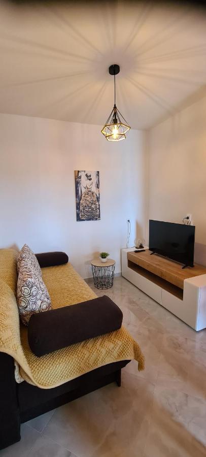 Apartments Orlic Sali Exterior photo